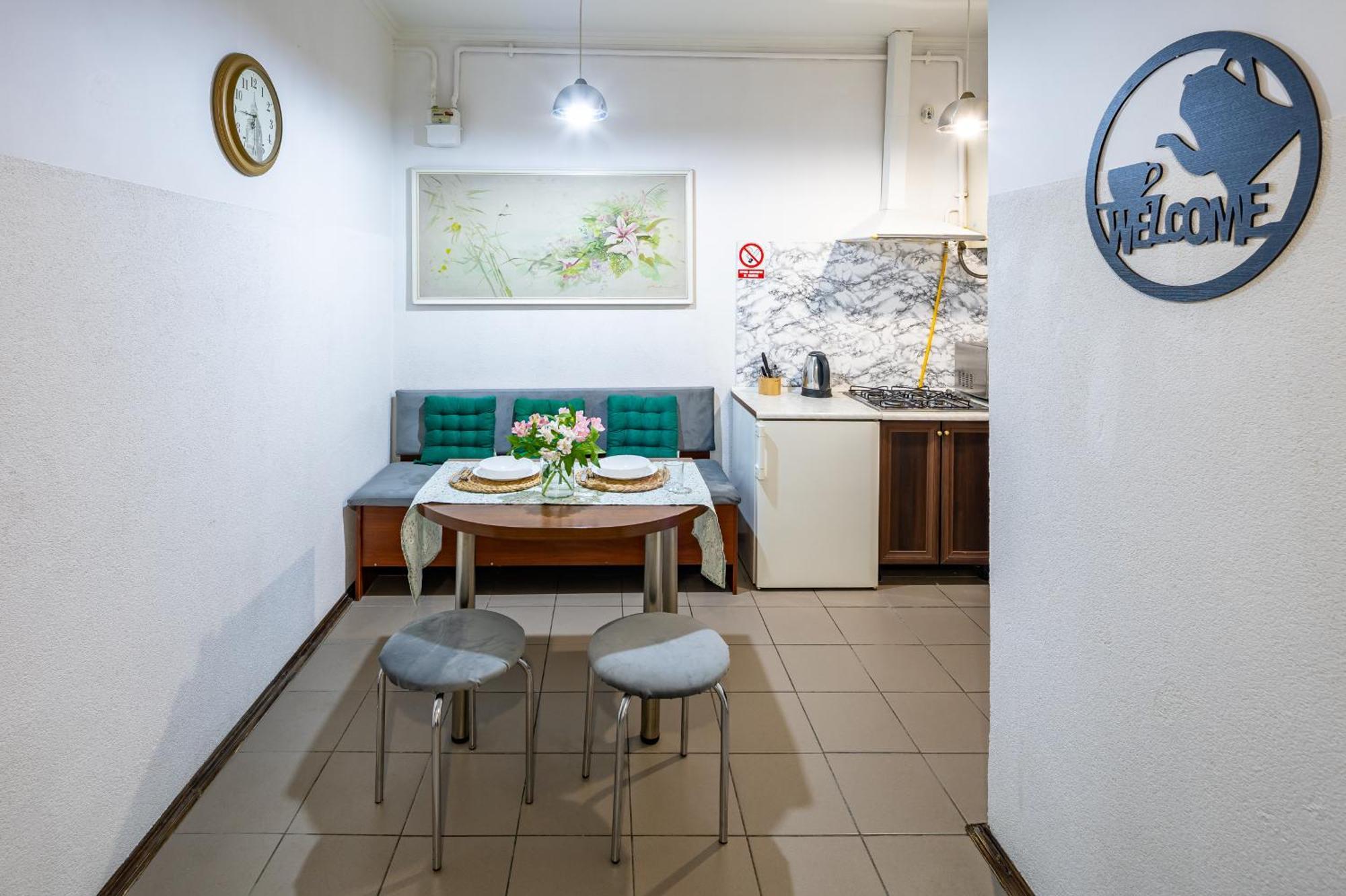 Complex Of Central Apartments 리비프 외부 사진